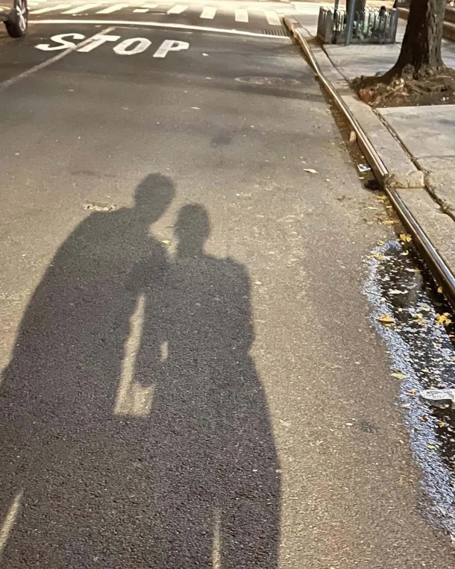 Sarah Jessica Parker Visits Carries Apartment Ahead of 1st Sex City Series Table Read Pics