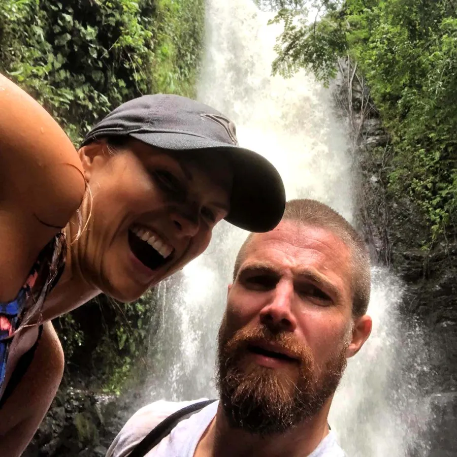 Stephen Amell Cassandra Jean