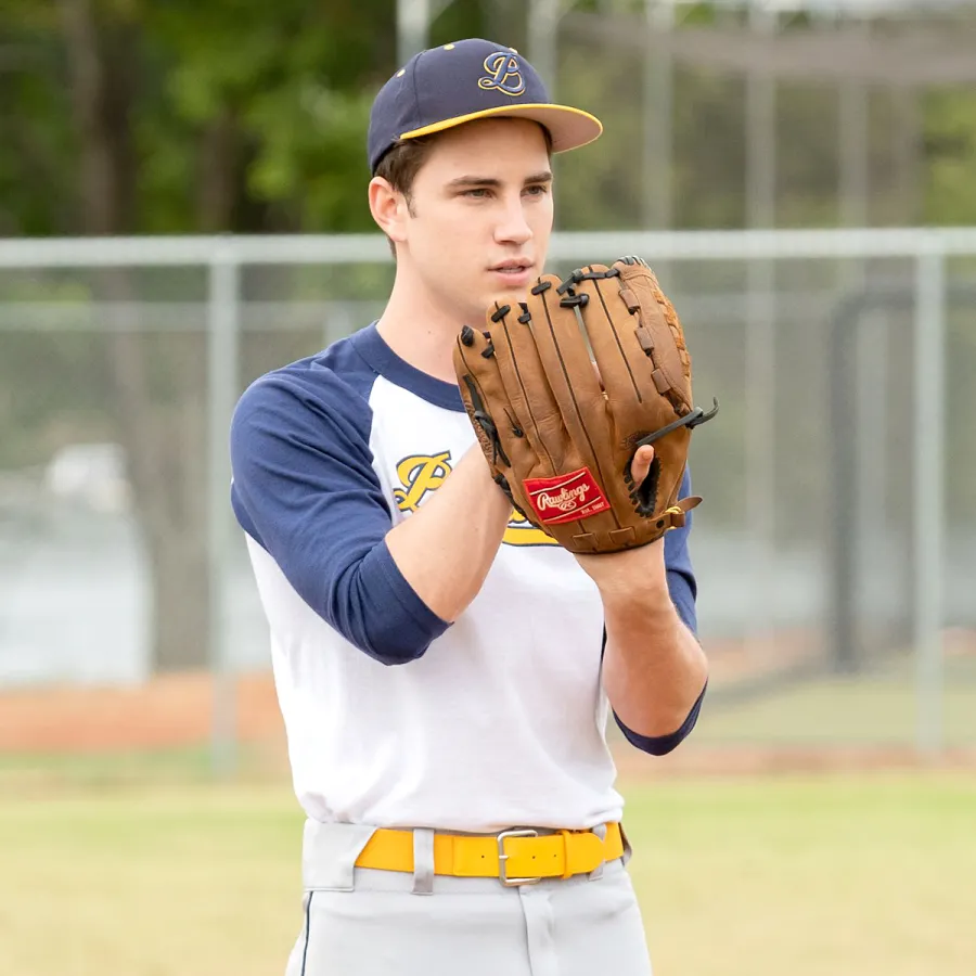 Carson Rowland Sweet Magnolias Casts Dating Histories