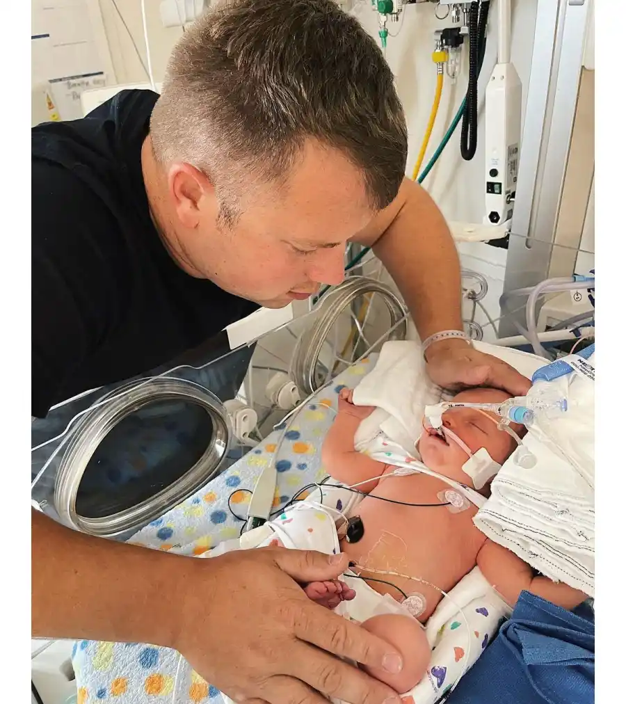 Whitney Bates Son Jadon Improving After Right Lung Collapse 3