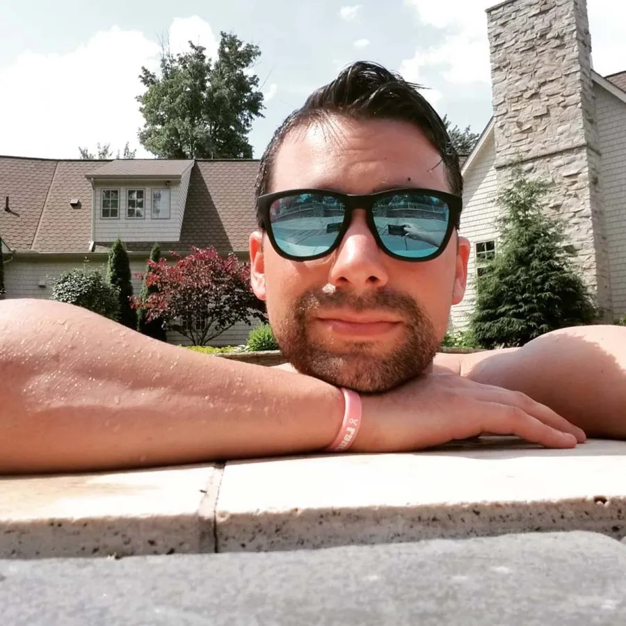 Who Is Single Dad Michael The Bachelorette 5 Things Know