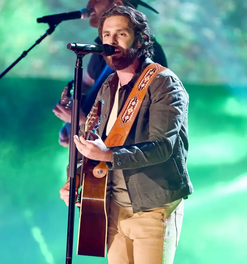 Why Pregnant Lauren Akins Didnt Attend CMT Awards 2021 With Thomas Rhett