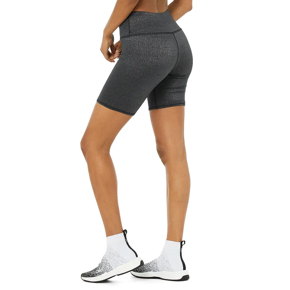 alo-yoga-sale-glitter-biker-shorts