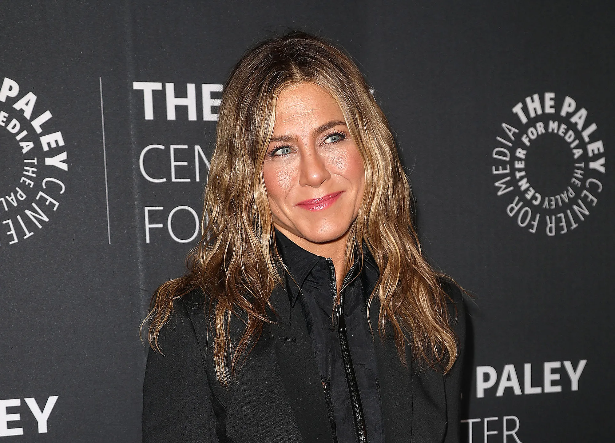 jennifer-aniston-skin-beauty