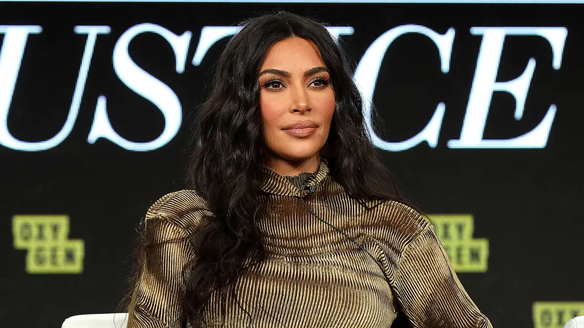 kim-kardashian-doctor-rogers-restore-balm