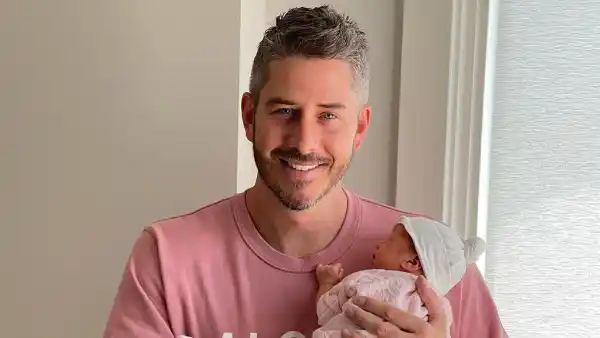 Bachelor’s Lauren Burnham and Arie Luyendyk Jr. Bring Daughter Replica Luxury Handbag From Hospital After Respiratory Issues