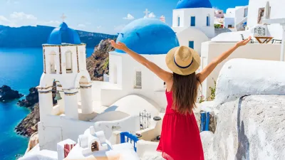 17-Mediterranean-Dresses-That-Will-make-feel-greek-goddess