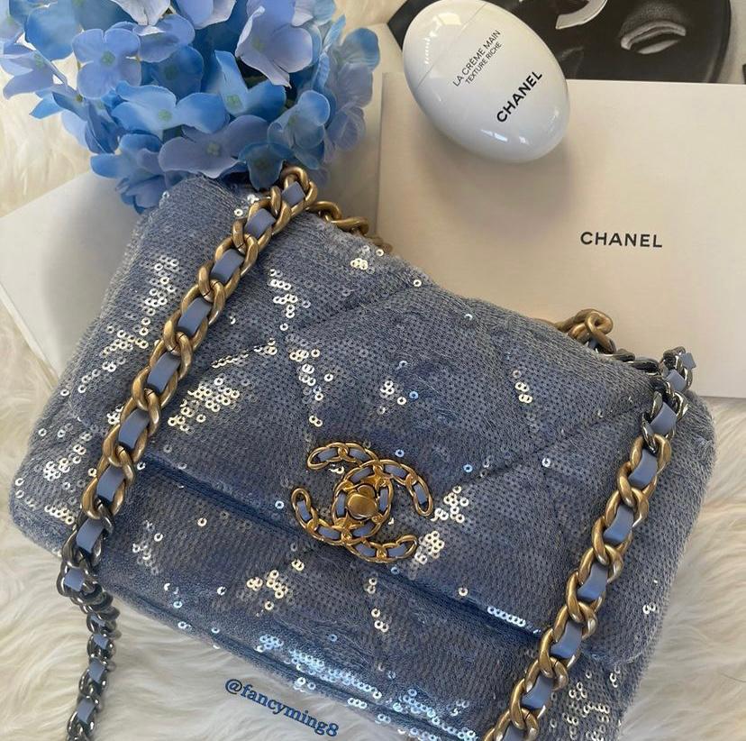 Chanel 19 Guide