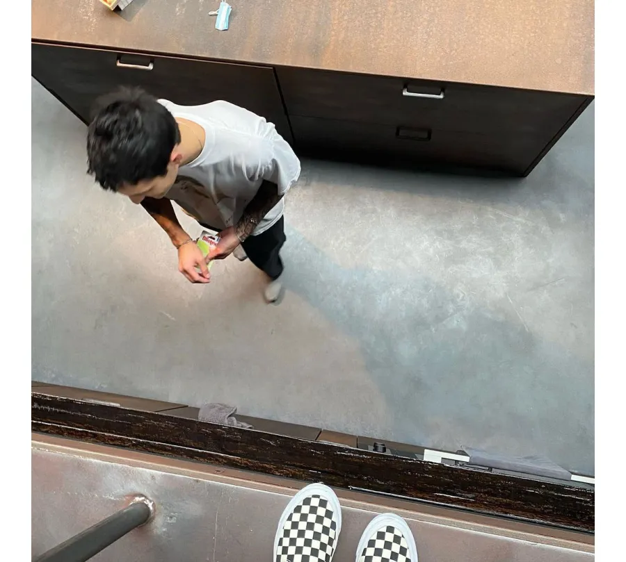 Ariana Grande Shares Adorable Photos From Her Netherlands Honeymoon With Dalton Gomez 4