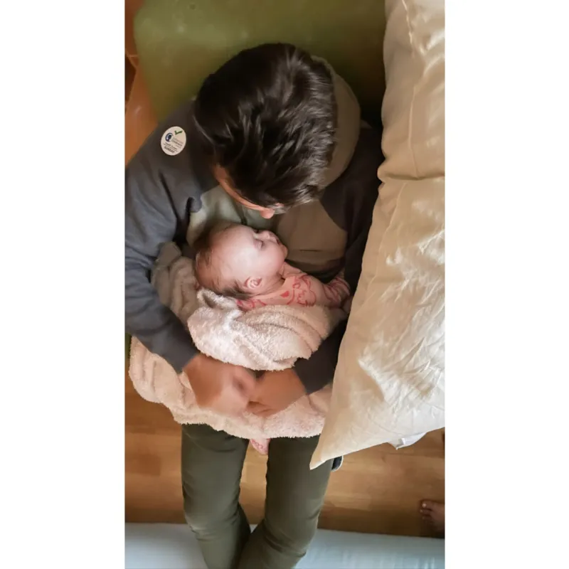 Bachelor Lesley Murphy Reflects on Crazy 36 Hours in Emergency Room With Daughter Nora 23