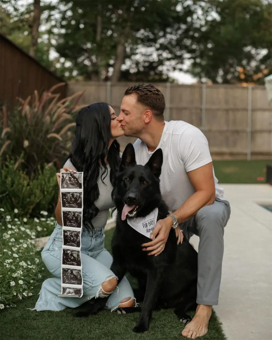 Bachelor Raven Gates Pregnant Expecting 1st Child With Husband Adam Gottschalk Courtney Matthews Photography 4