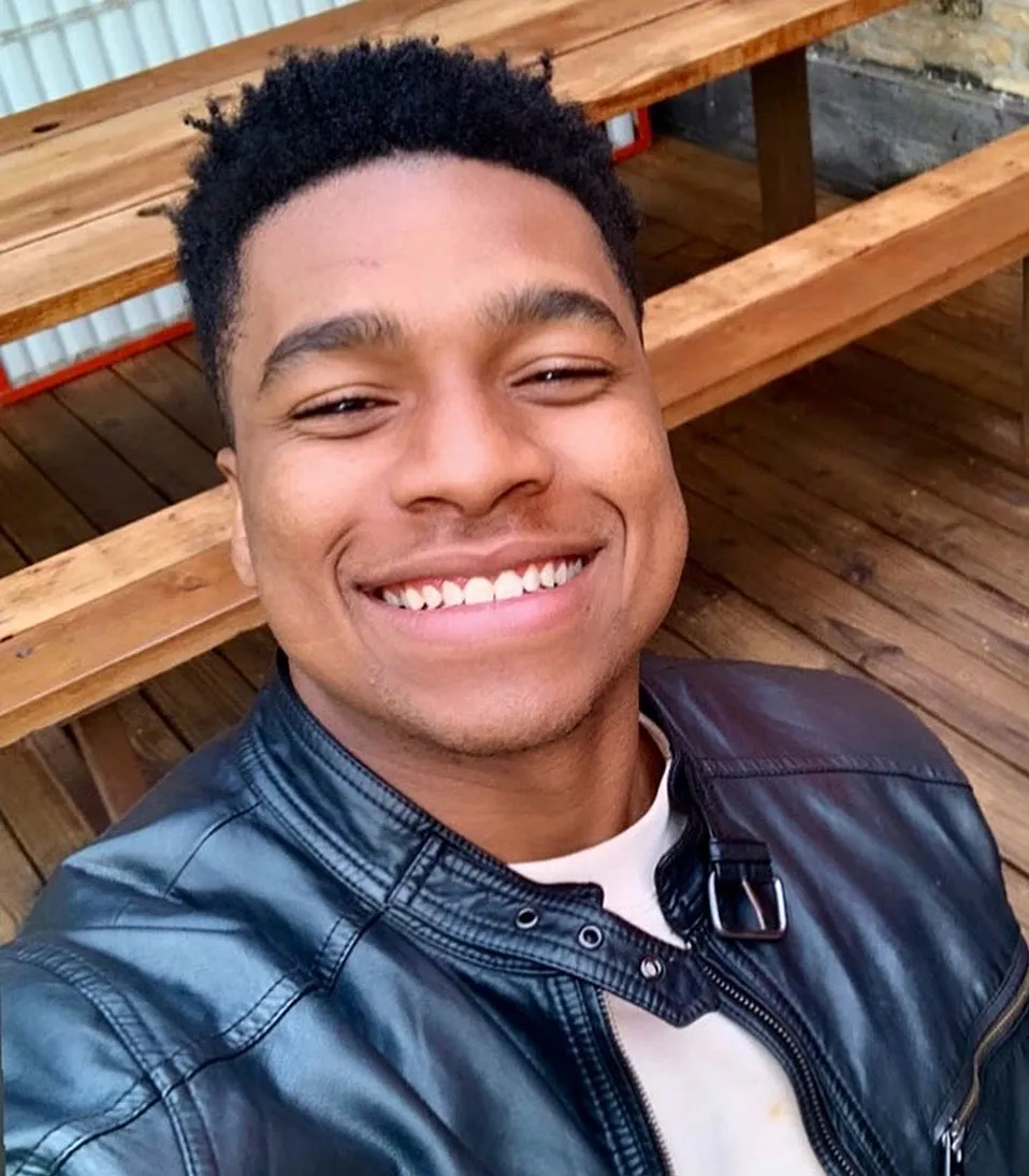 Bachelorette Andrew S Speaks Out After Past Immature Tweets Resurface