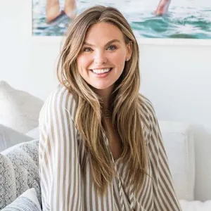 Bachelorettes Hannah Brown Unveils Her Apartment Following Major Makeover