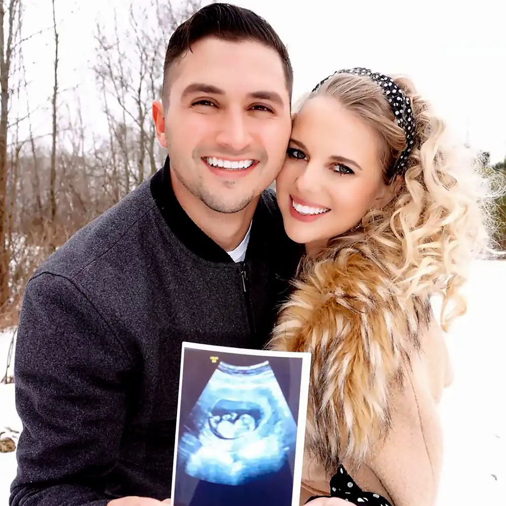 Big Brother&rsquo;s Nicole and Victor Reveal 1st Photo of Arrow, Detail Birth