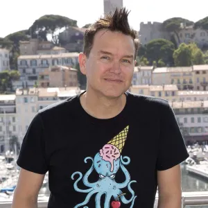 Blink 182s Mark Hoppus Shares Best Possible News After Cancer Diagnosis