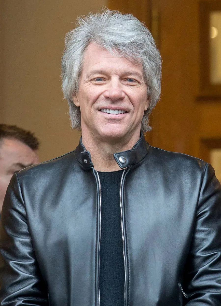 Bradley Cooper Heidi Klum More Stars With Unforgettable SATC Cameos 