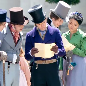 Bridgerton Halts Production Season 2 After Positive COVID Test