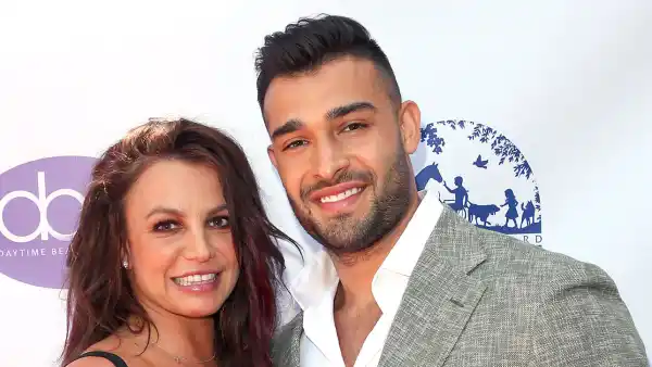 Britney Spears Belts Out Her Song Lonely With BF Sam Asghari in Car Amid Family Drama
