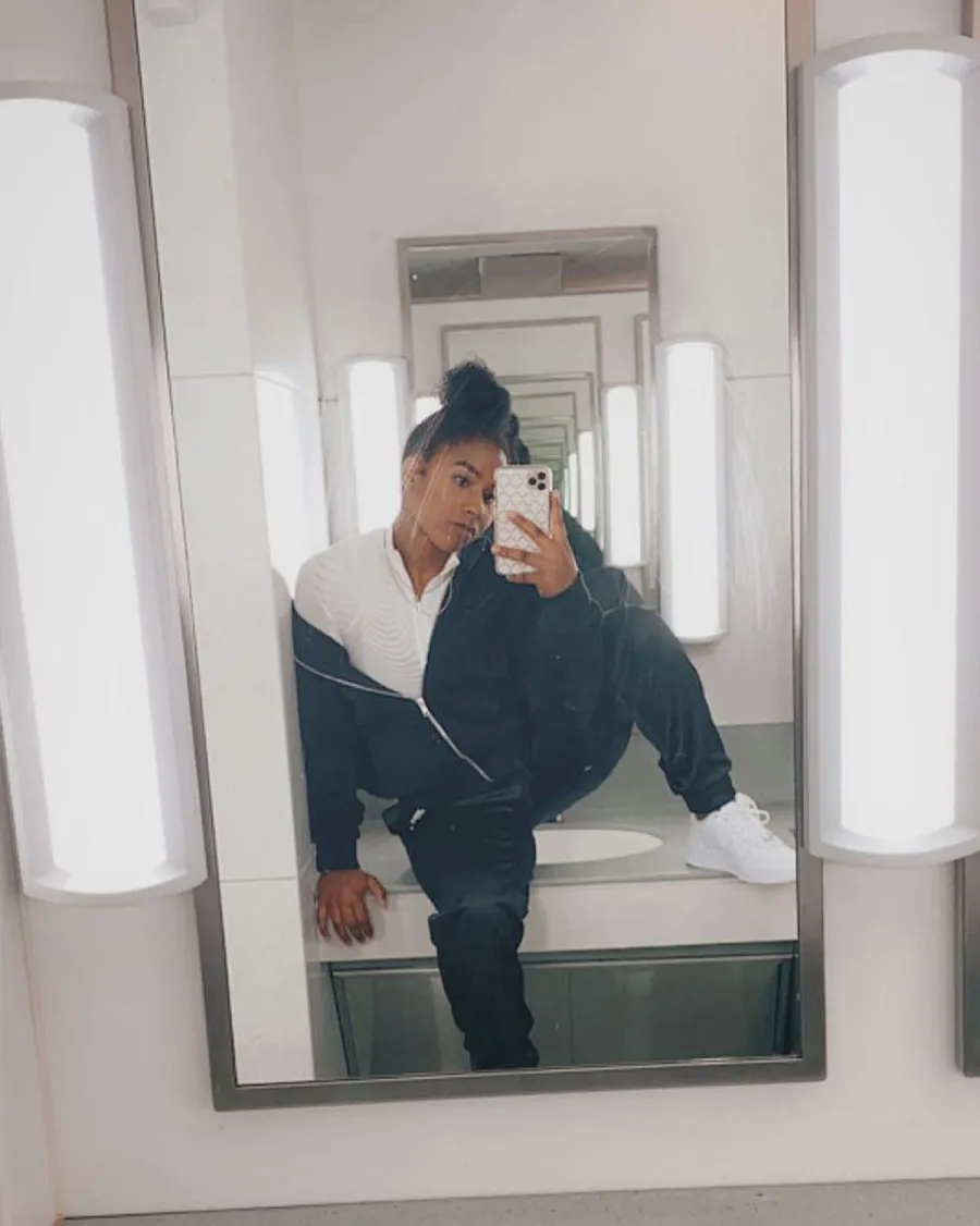 Celebrities Support Simone Biles After She Pulls Out Tokyo Olympics