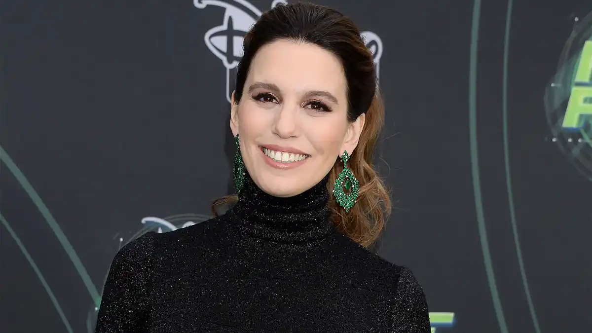 Christy Carlson Romano Celebrates 5 Years of Sobriety
