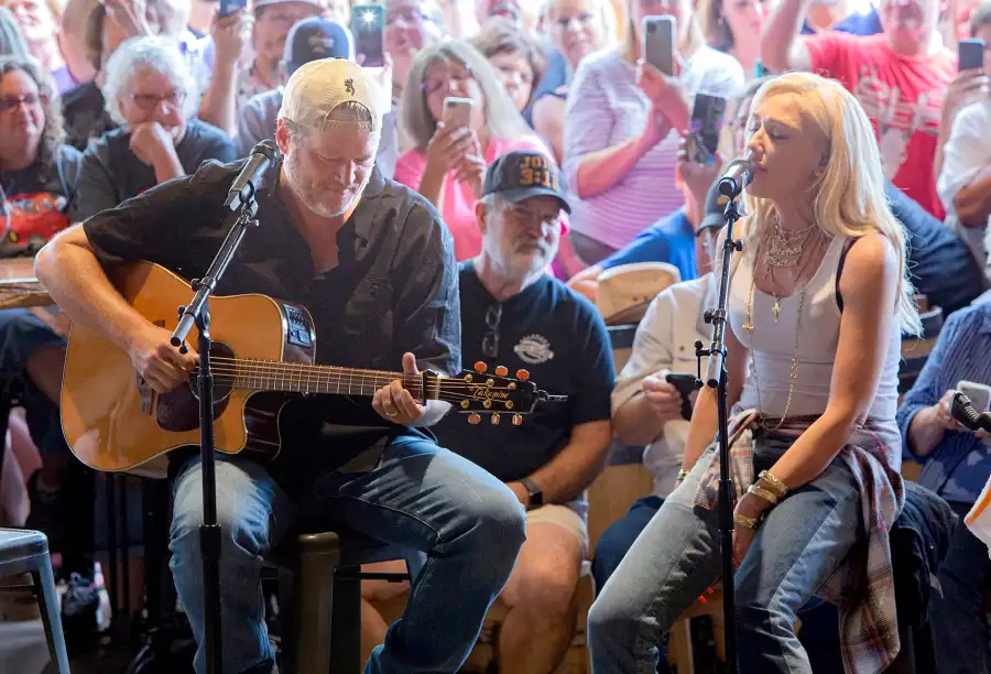 Gwen Stefani Corrects Blake Shelton After He Forgets Her New Last Name