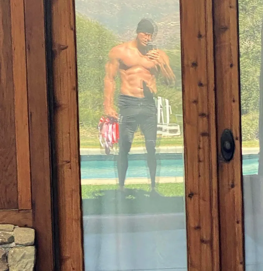 Hollywood Hunks’ Hottest Swim Trunks Moments in 2021: Photos