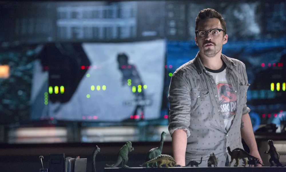 Jake Johnson Not In Jurassic Park Dominion Jurassic World