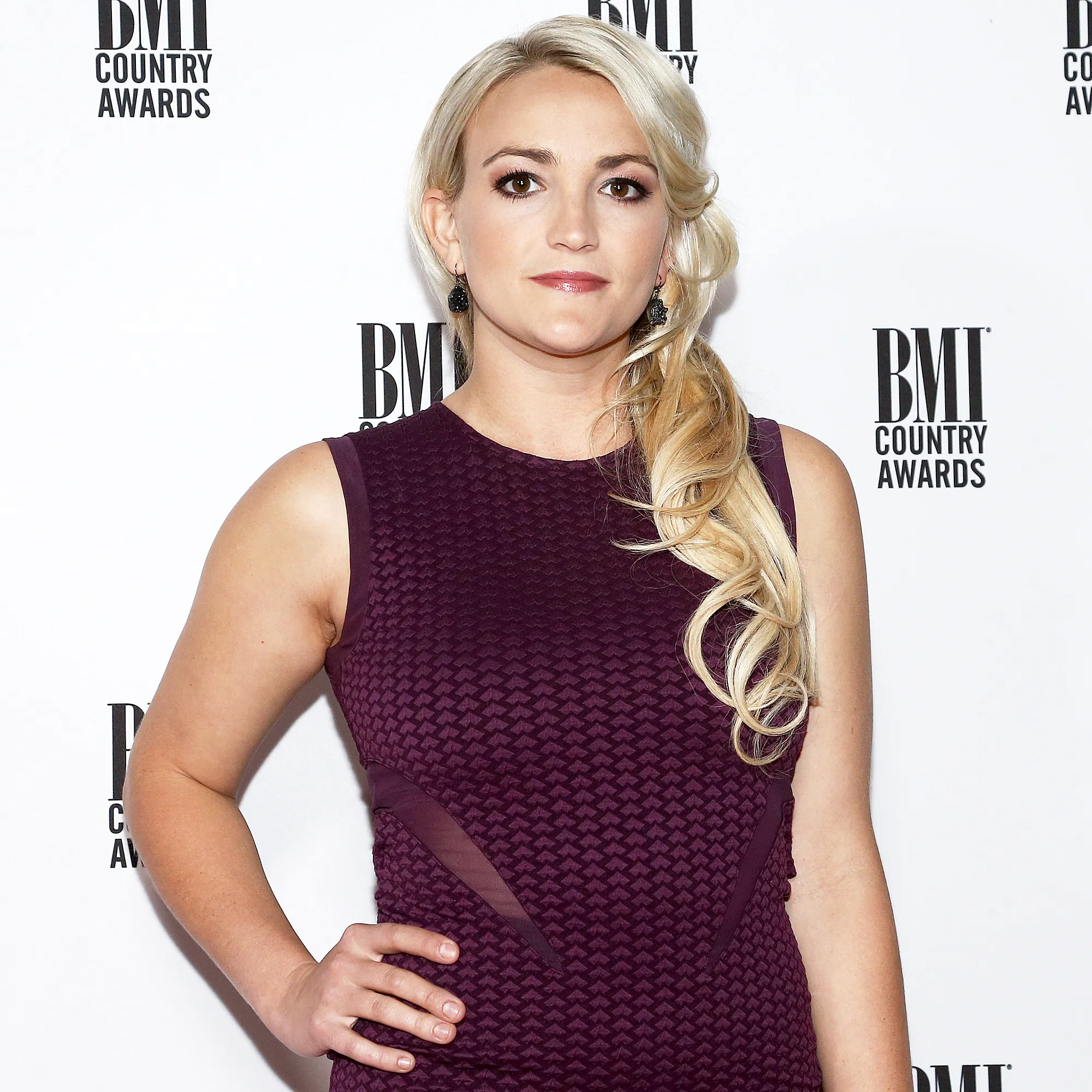 Jamie Lynn Spears Announces Unfiltered Memoir Amid Britney Spears Conservatorship Drama