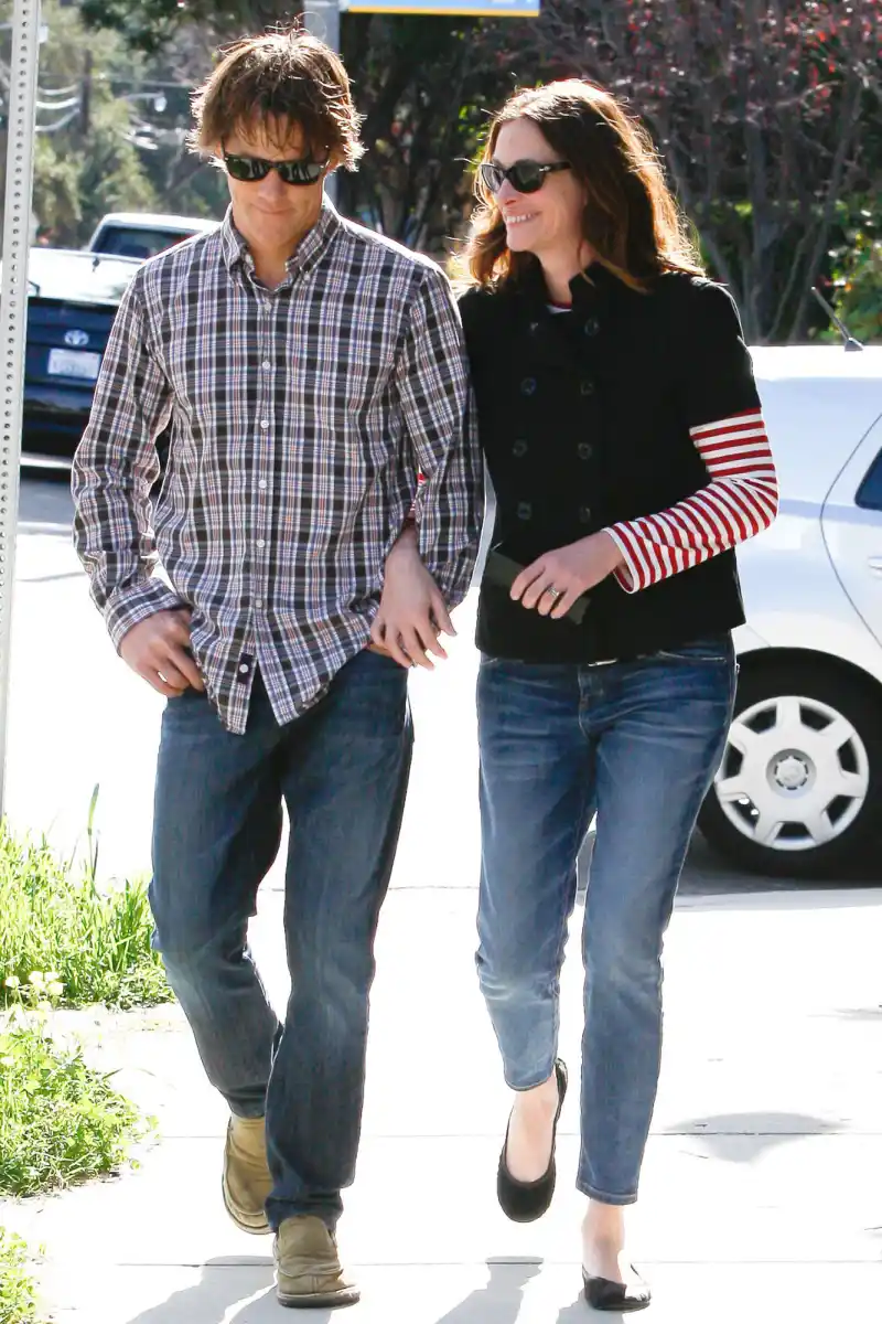 Julia Roberts Danny Moders Relationship Timeline