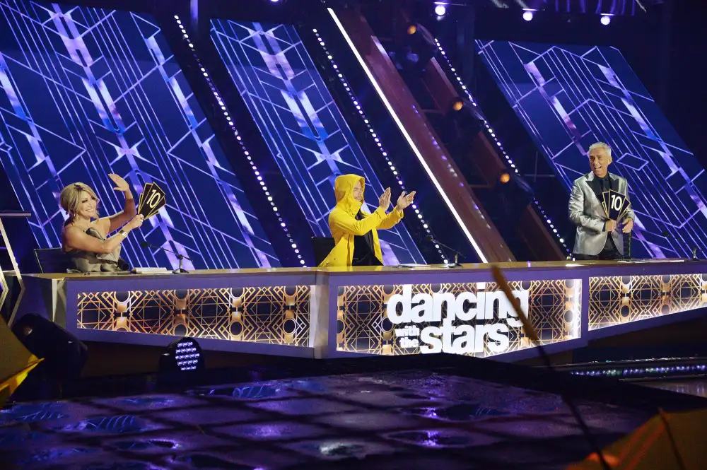 Maks Chmerkovskiy Val Chmerkovskiy Whether Theyd Host Dancing Stars