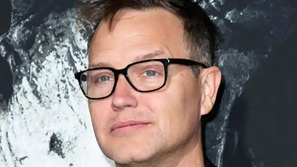 Mark Hoppus Shows Off Bald Head Amid Cancer Battle: 'Chemo Sucks'