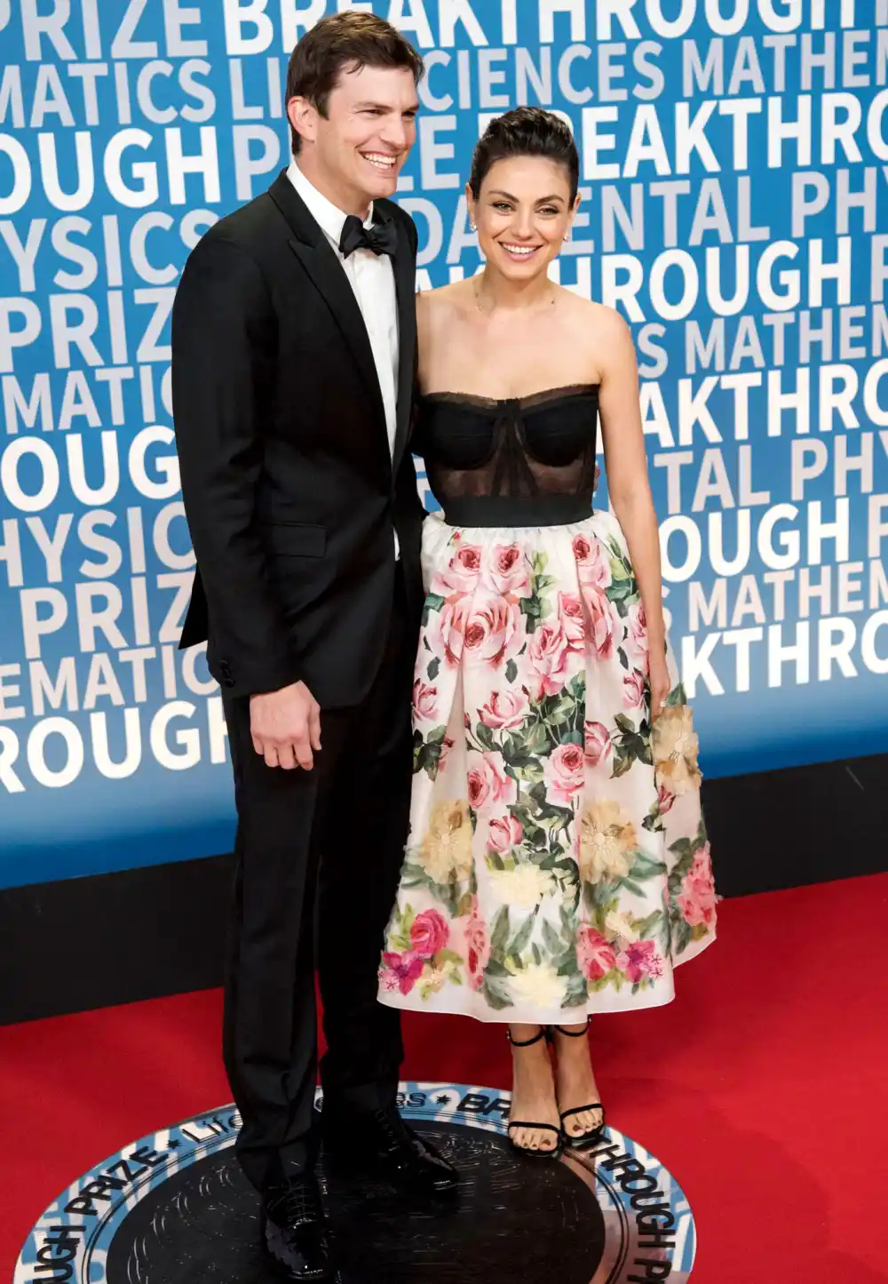 Mila Kunis Ashton Kutcher Dont Bathe Their Kids Until You Can See Dirt