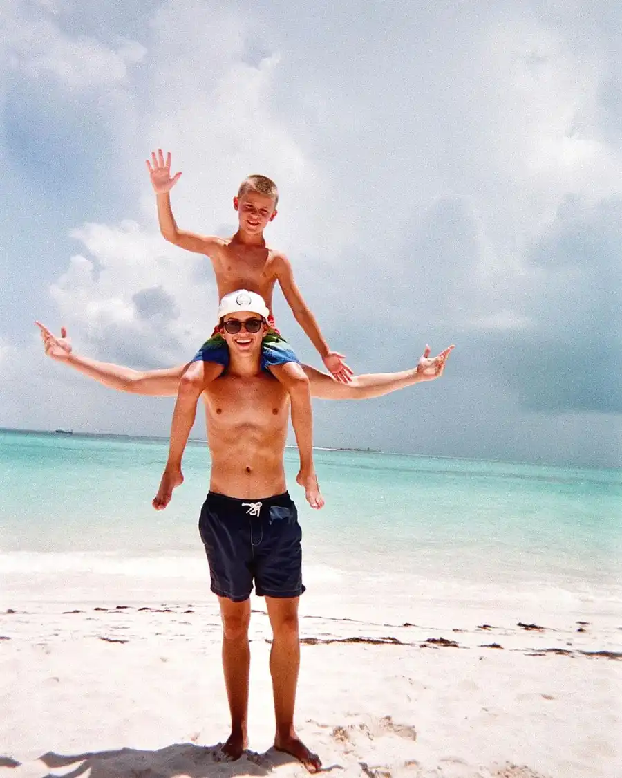 Reese Witherspoon Kids Ava Deacon Vacation Significant Others