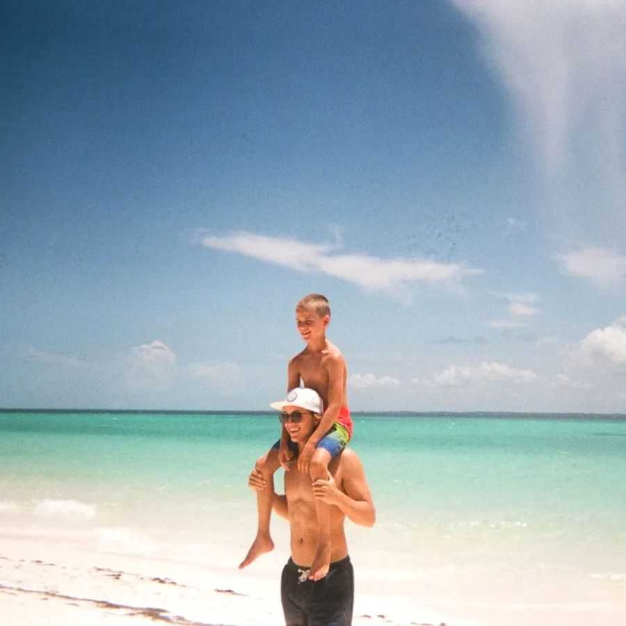 Reese Witherspoon Kids Ava Deacon Vacation Significant Others