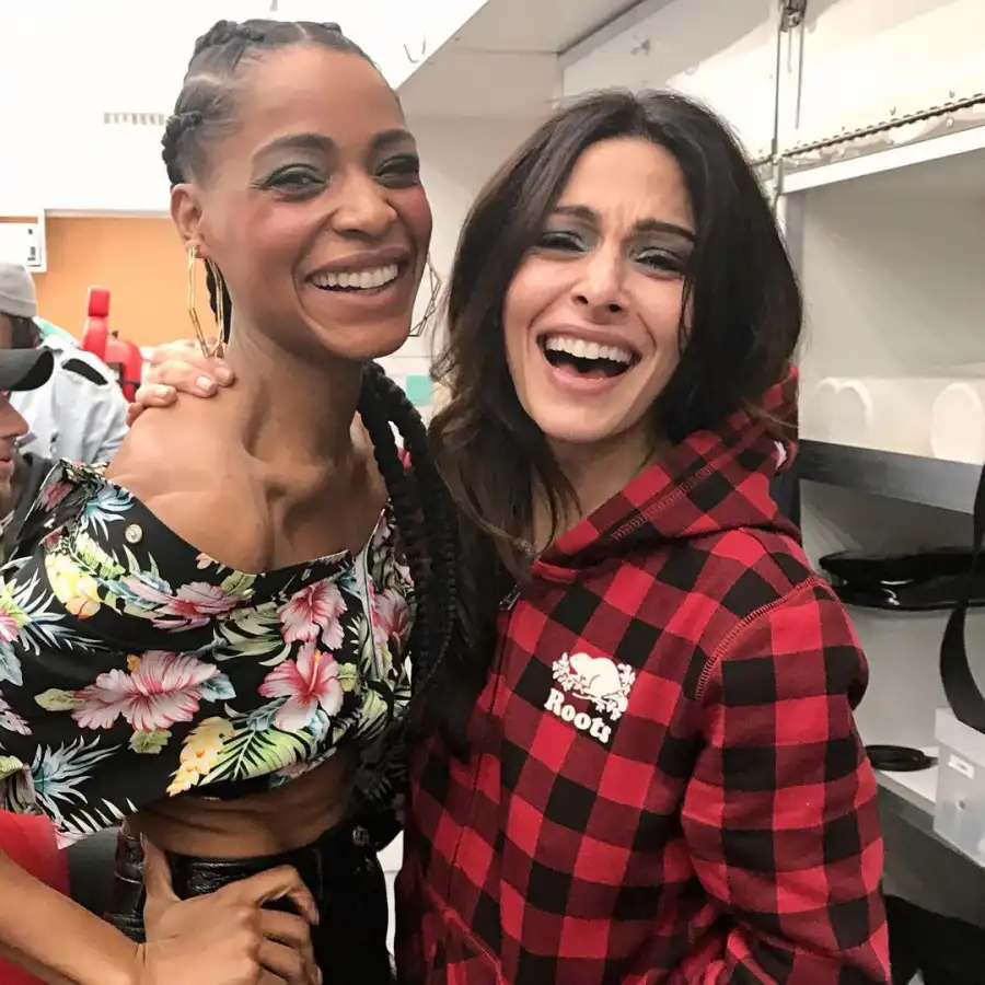 Friends IRL! The Best Behind-the-Scenes Snaps of the ‘Sex/Life’ Cast