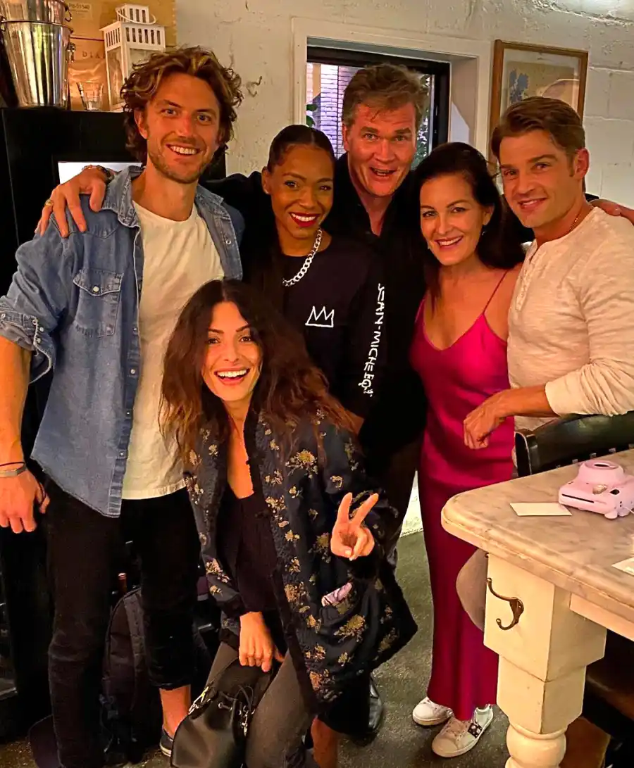 Friends IRL! The Best Behind-the-Scenes Snaps of the ‘Sex/Life’ Cast