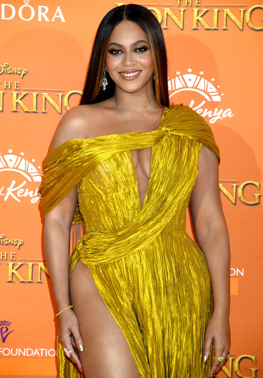 Celebrities Who Love the Royal Family