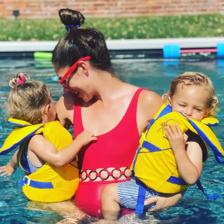 Celebrity Families' Beach and Pool Trips in Summer 2021: Photos