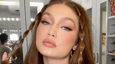 gigi-hadid-plump-lips