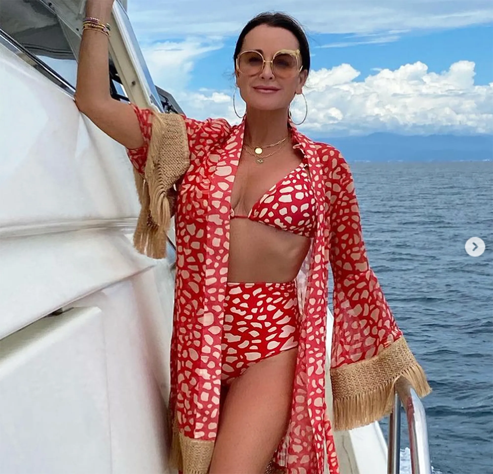 kyle-richards-geometric-sunglasses