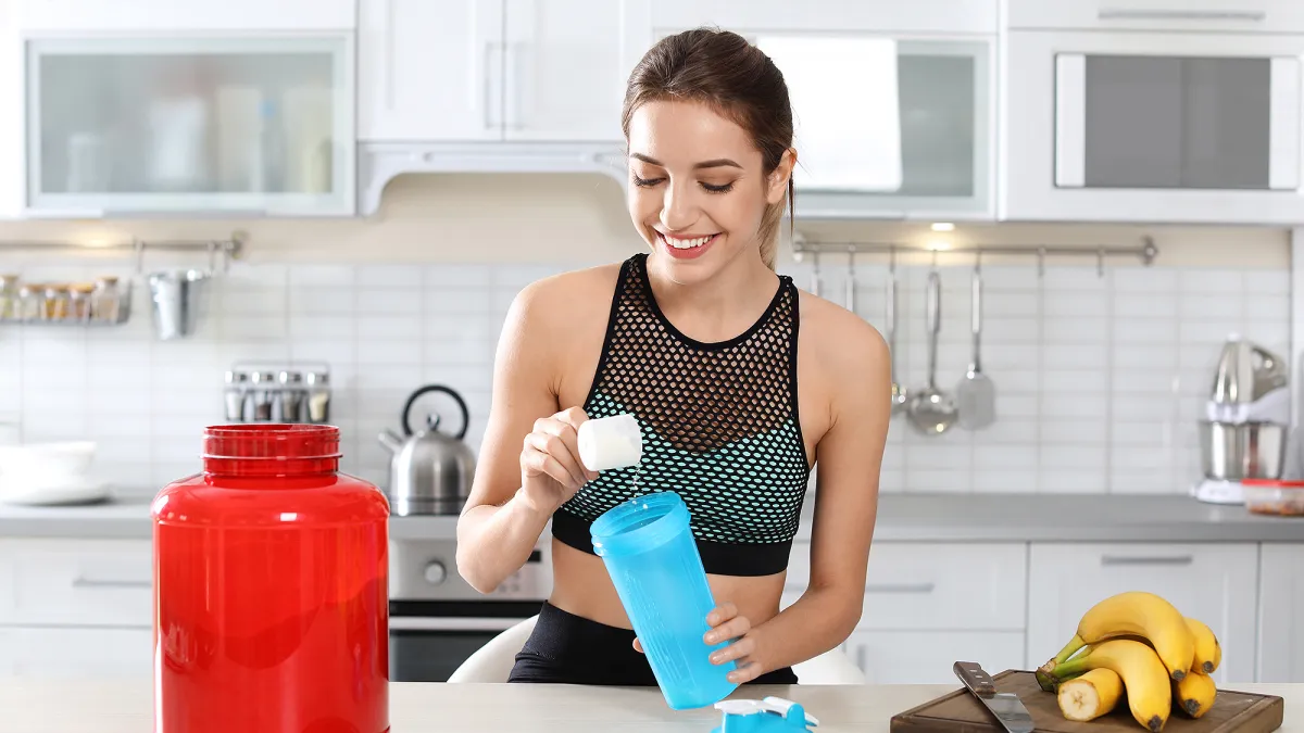 woman-protein-shake