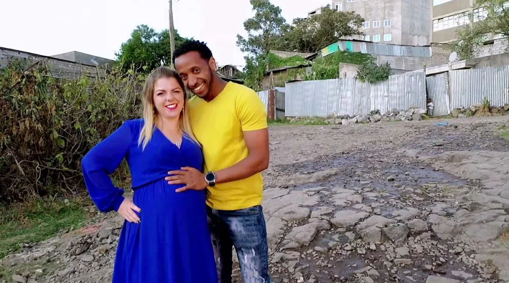 90 Day Fiances Ariela Defends Inviting Ex Stay With Her Biniyam