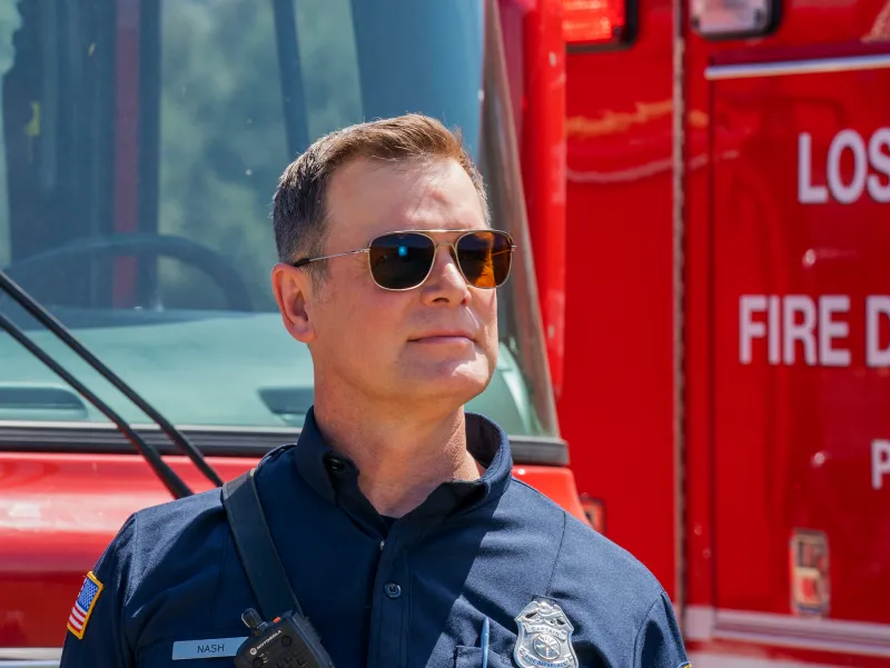 911 Cast Salaries Peter Krause