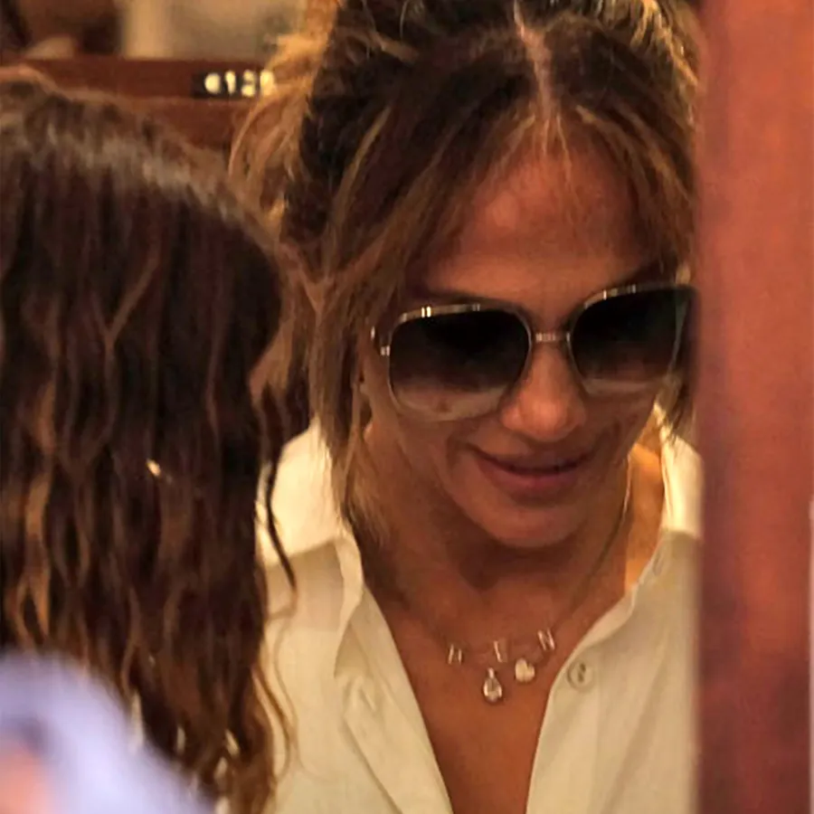 Always Near Her Heart! J. Lo Wears Ben Necklace Again