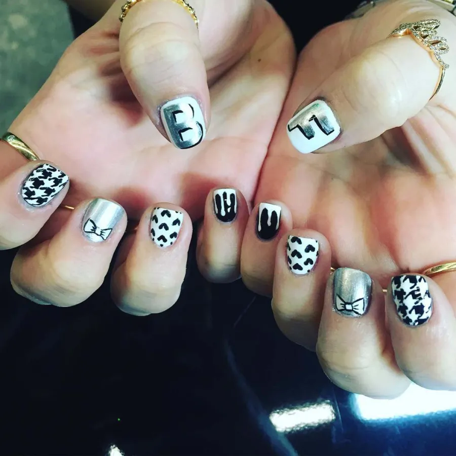 Beanie Feldstein 5 Things