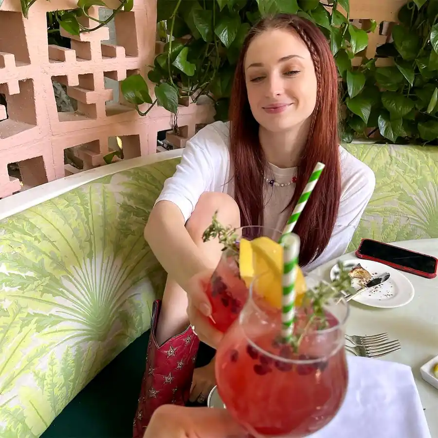 Birthday Suit! Joe Jonas Goes Nude Celebrating His Birthday With Sophie