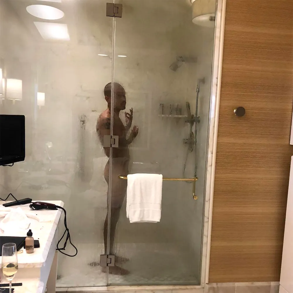 Cheeky! Ashlee Simpson Shares Nude Photo of Evan Ross for His Birthday