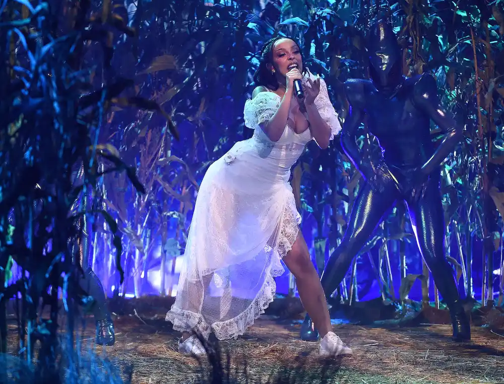 Doja Cat VMAs 2021 Nominations