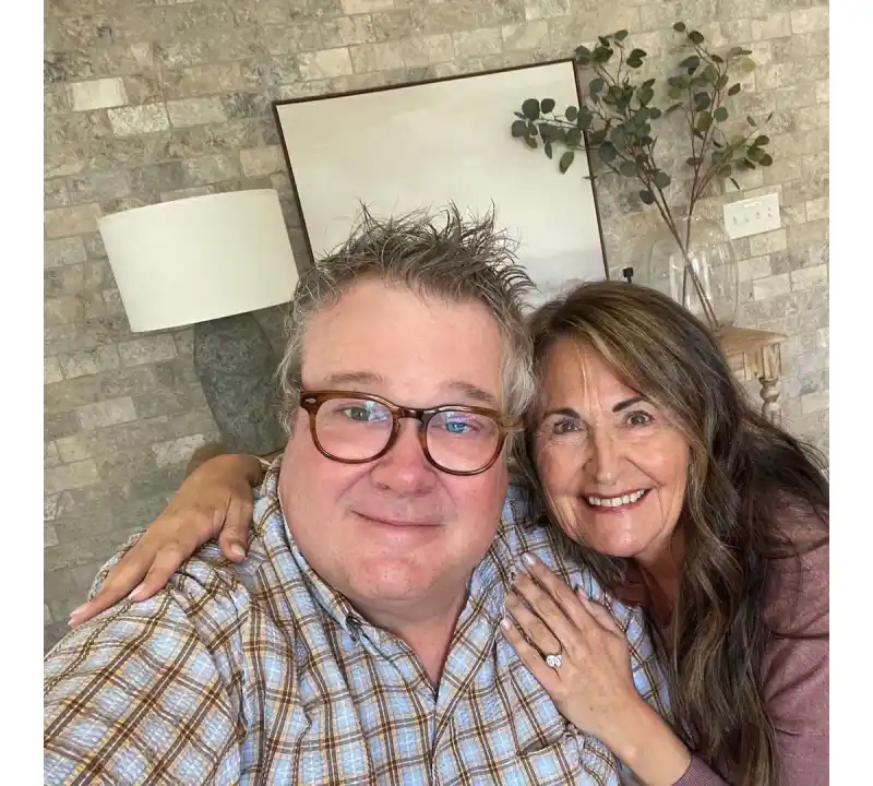 Eric Stonestreet Has Best Response to Critics Too Old for Fiancee Lindsay Schweitzer 2
