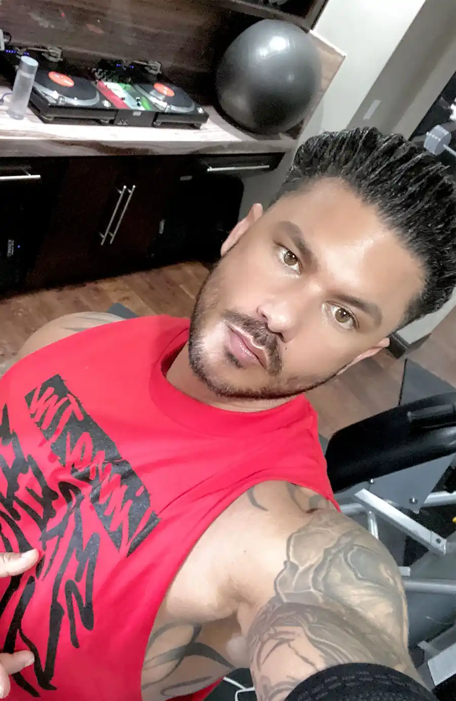 Fabulous Facial Hair! These Are Hands-Down the Best Beards in Hollywood